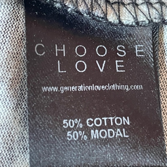 Generation Love floral tee - Picture 4 of 8